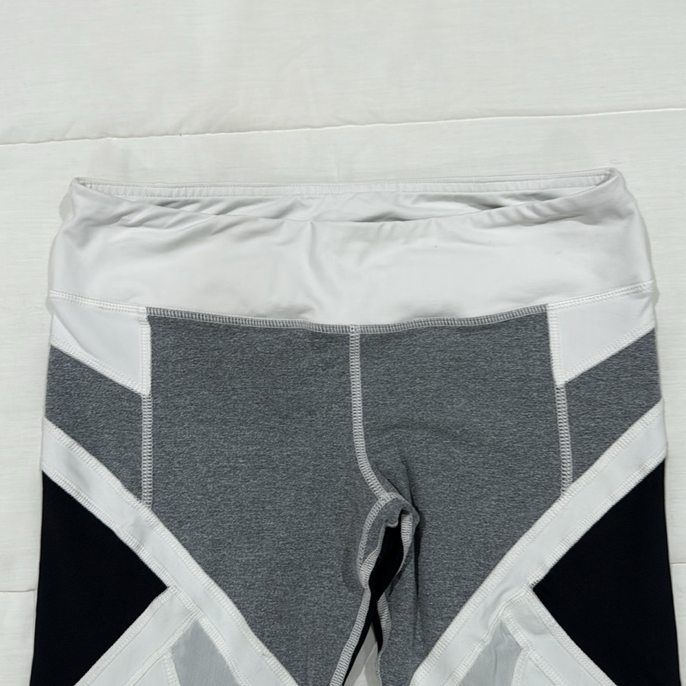 Vimmia Activewear Allegiance Legging‎ - Picture 5 of 10